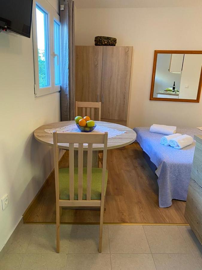 Hotel Milea Makarska Esterno foto
