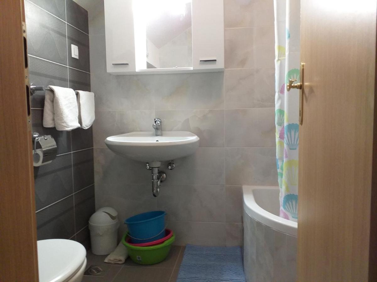 Hotel Milea Makarska Esterno foto