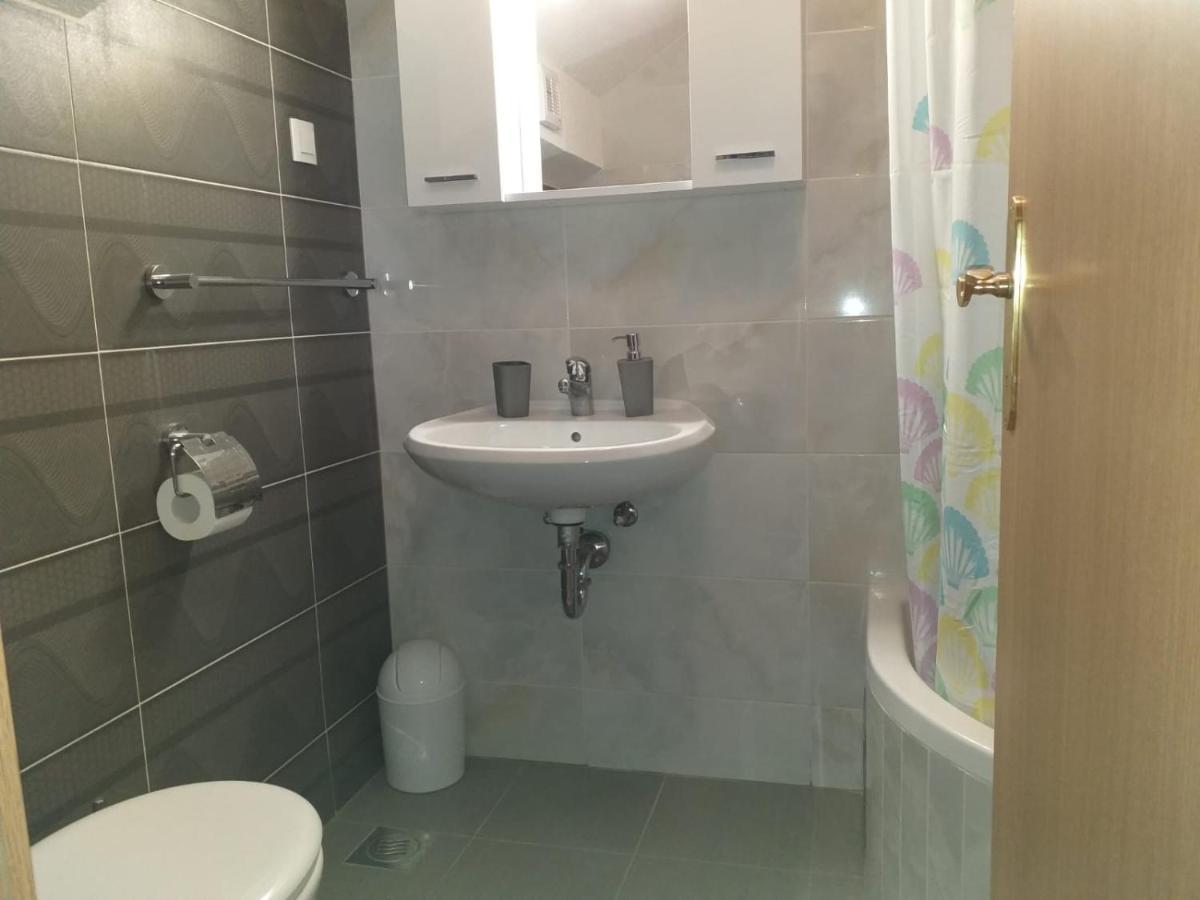 Hotel Milea Makarska Esterno foto