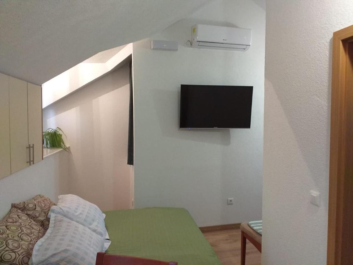 Hotel Milea Makarska Esterno foto