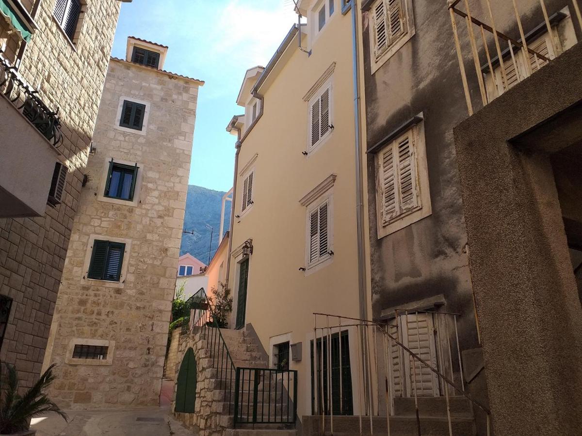 Hotel Milea Makarska Esterno foto