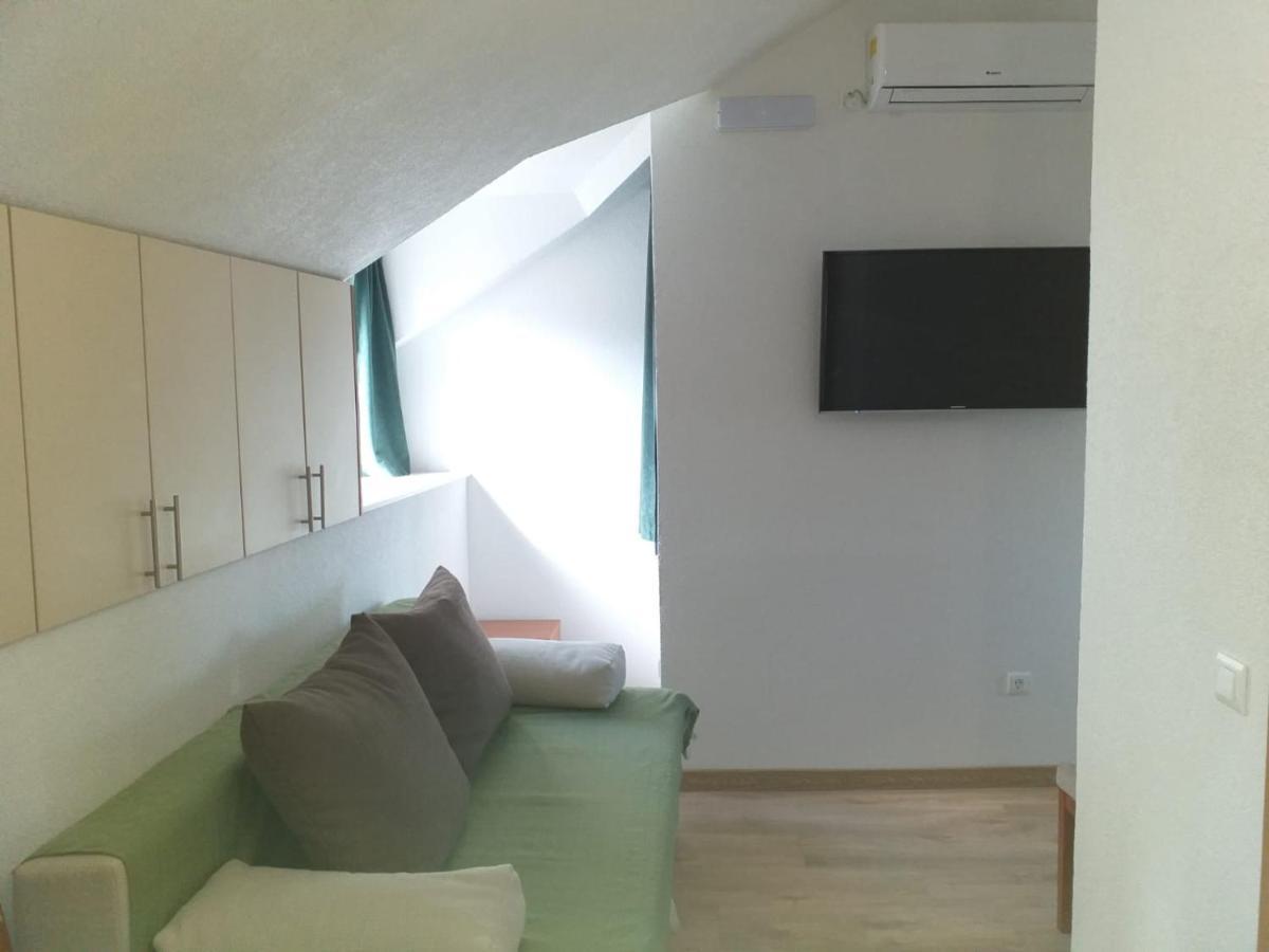 Hotel Milea Makarska Esterno foto